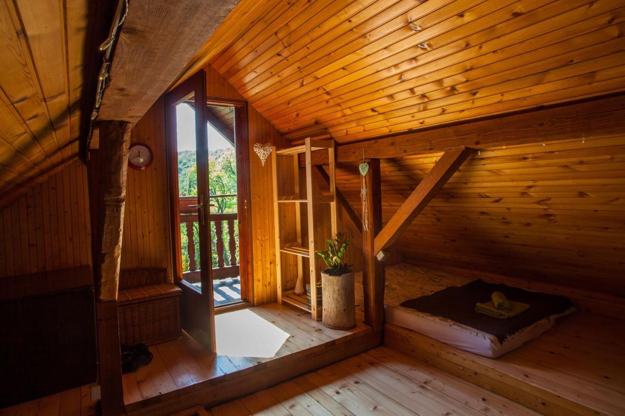 Na Okic - A Private Forest Oasis Sveti Martin pod Okicem المظهر الخارجي الصورة
